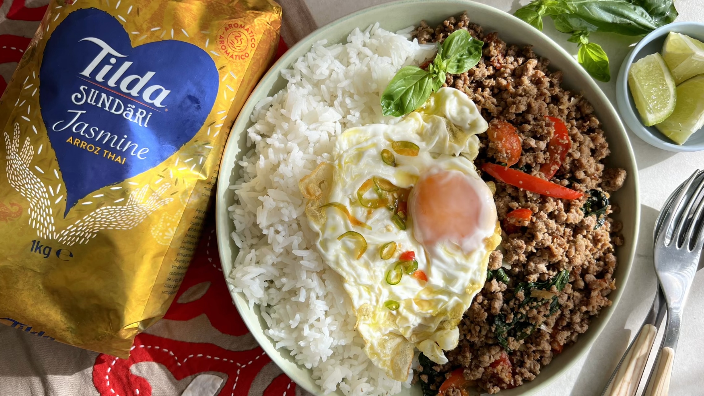 Basil Beef con Tilda Thai (Salteado de carne con albahaca con Tilda Thai)