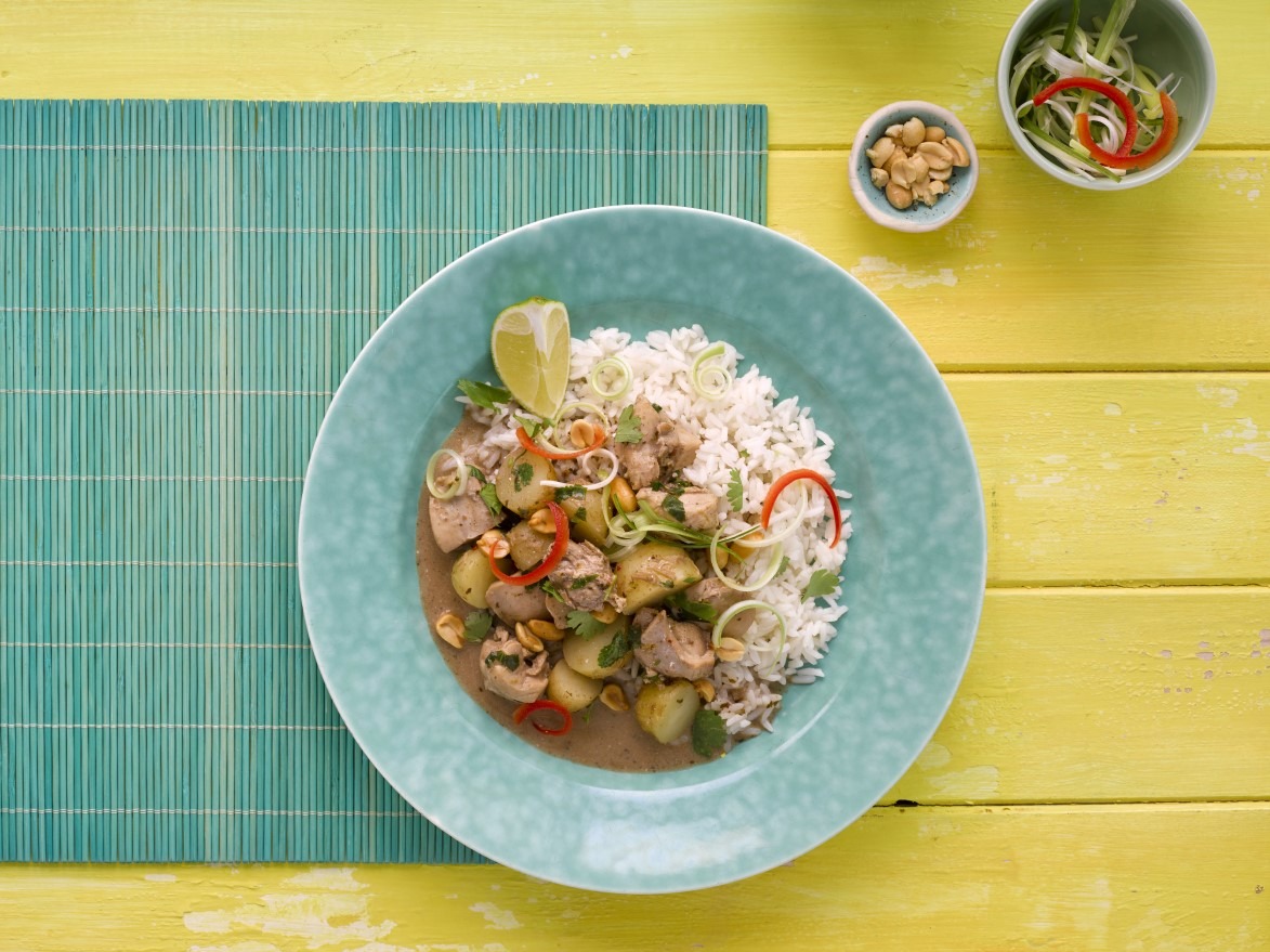 Chicken Massaman Curry Recipe | Tilda