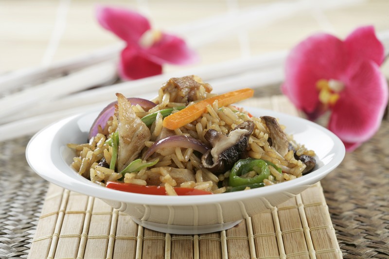 Arroz thai con cerdo