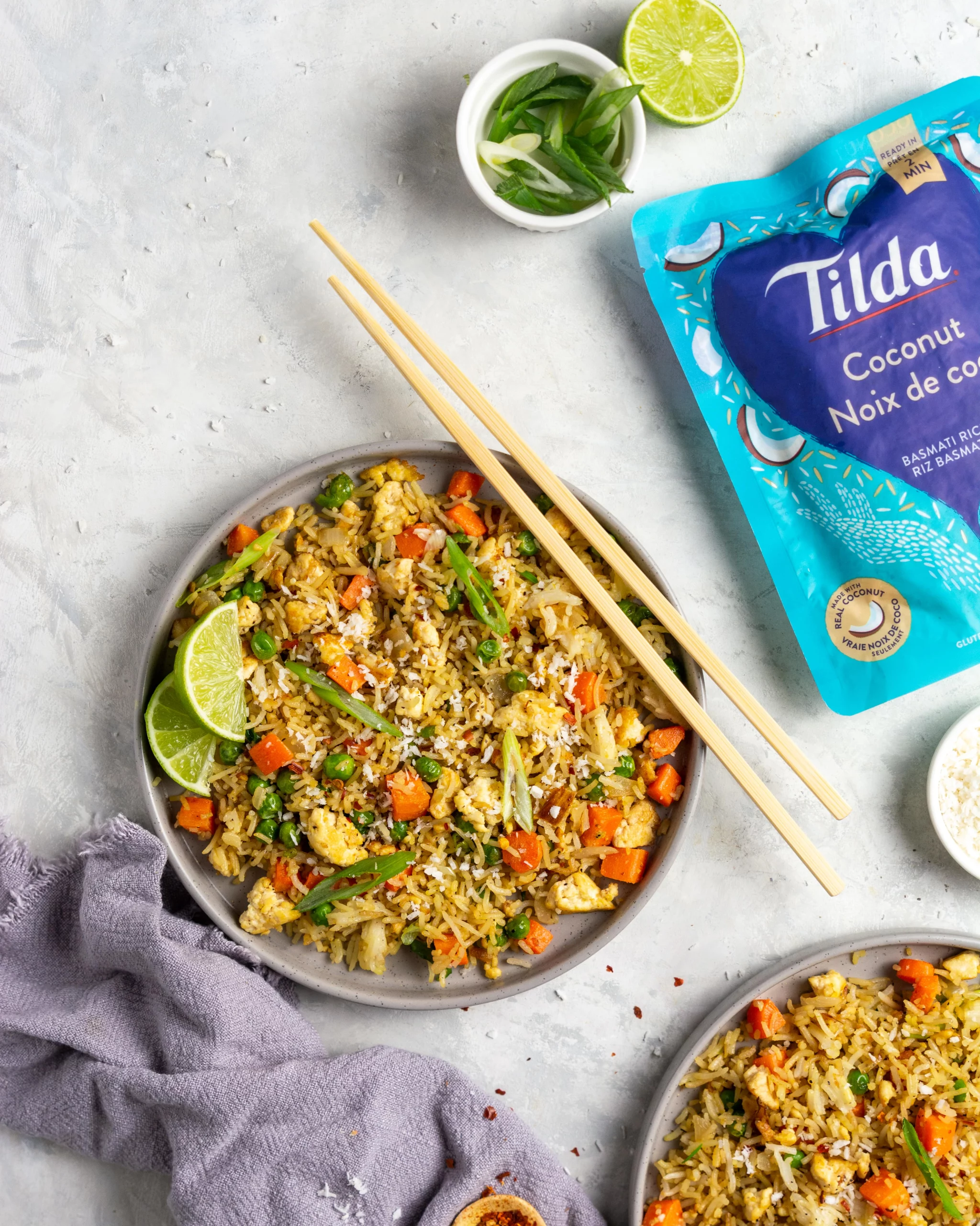 Riz frit au tofu et aux légumes